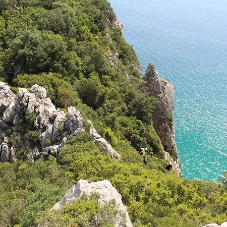 Casa R * Σεσίμπρα